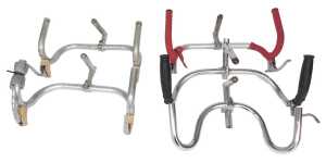 Claud Butler handlebars and headsets, and two others. (5)