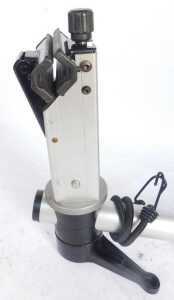 A Minoura RS3000 tripod cycle stand. - 3