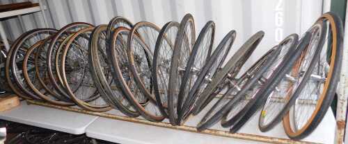 Various bicycle wheels, some including free wheels, including Mavic, Wolber, etc. (22)