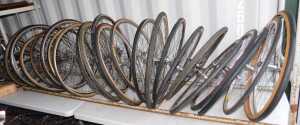 Various bicycle wheels, some including free wheels, including Mavic, Wolber, etc. (22)