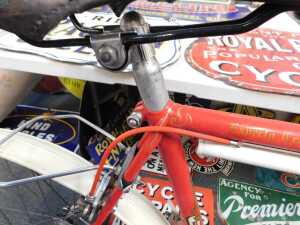 A Hetchins Experto Crede bicycle, on a red painted frame with Hetchins crest, with GB 537 chrome... - 12