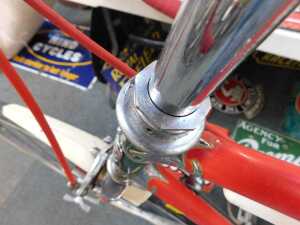 A Hetchins Experto Crede bicycle, on a red painted frame with Hetchins crest, with GB 537 chrome... - 17