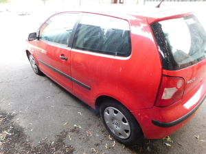 A VW Polo E 1.2, Registration FE02 XSG, first registered 19/03/2002, three door hatchback, petrol, 1198cc, 44,698 recorded mileage, &nbsp;no MOT (expired 10/04/19), V5 present, red.&nbsp;Upon instructions of Solicitors Acting for Court of Protection. - 4