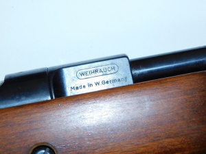 A Weihraeusch Sportwaffen .22 air rifle, with a 4x40 gun sight, cased. - 5