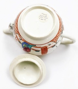 An 18thC first period Worcester porcelain teapot and cover, decorated with Oriental figures on a terrace and with flower finial to the cover, circa 1765-1768, 14cm high. - 5