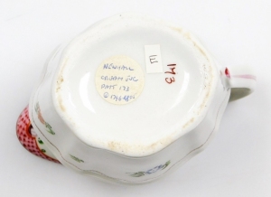 An early 19thC Newhall porcelain cream jug, with sprigs of flowers and pink scale border, pattern number 173, circa 1796-1805, 11cm high. - 4