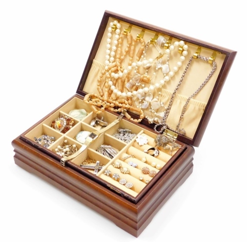 A group of costume jewellery and effects, to include cluster earrings, neck chains, beaded necklaces, floral spray brooches, etc. (1 box)