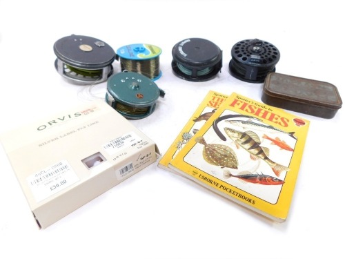 A Japanese Roddy 30 fly reel, Ryobi 455 fly reel, Shakespeare Mustang fly fishing reel, a Drennan Sea Line, further fly reels, etc. (a quantity)