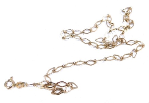 A 9ct gold fancy link neck chain, with diamond shaped links, 3.1g all in, 43cm long.