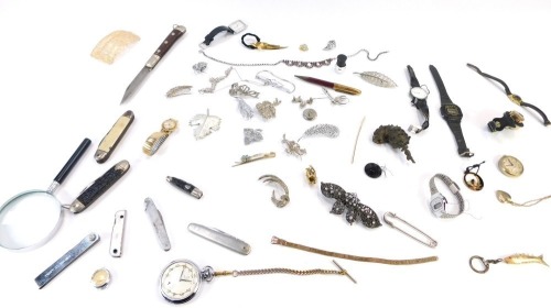 Watches and penknives, comprising Citroen wristwatch, Services pocket watch, magnifying glass, pipe, mother of pearl handled penknives, etc. (a quantity)