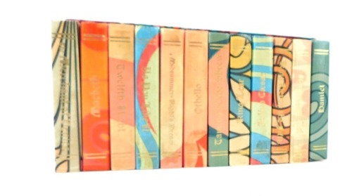 A cased miniature Shakespeare collection, to include A Midsummer Night's Dream, Othello, Taming Of The Shrew, King Lear, Julius Caesar, Romeo & Juliet, etc., in presentation box.