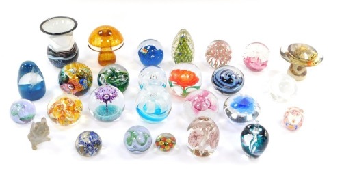 A group of glass paperweights, Caithness and others, mainly unmarked, a Mtarfa mushroom paperweight, bulldog glass figure, etc. (1 tray)