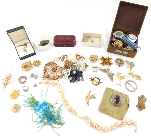 A group of costume jewellery, pearl design necklaces, brooches, mother of pearl inlaid jewellery boxes, etc. (a quantity)