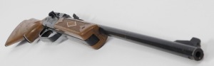 A Powerline .22 calibre air rifle, model 922 Rogers Ark Ansas USA, 96cm wide. - 3