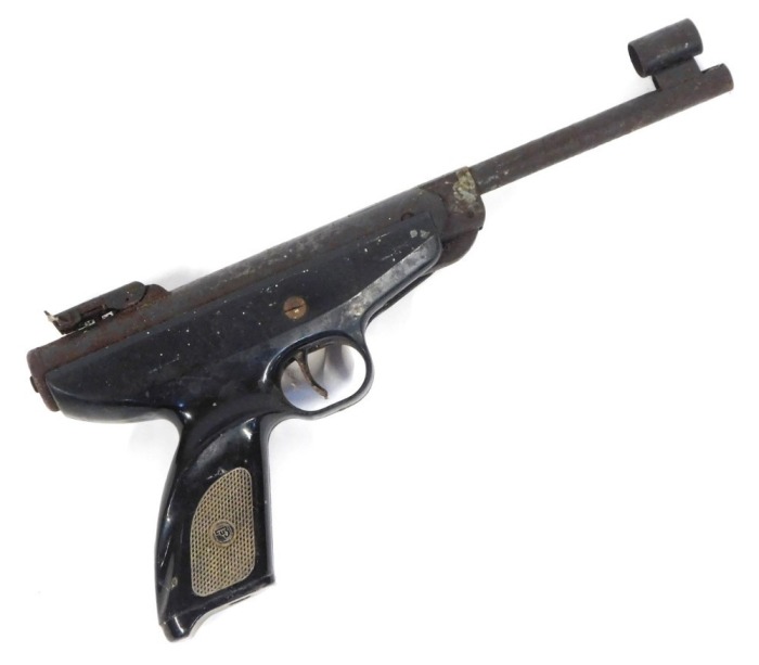 A Tex Mod3 Czechoslovakian air rifle, 35cm wide.