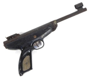 A Tex Mod3 Czechoslovakian air rifle, 35cm wide.