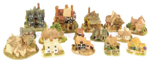 A collection of Lilliput Lane cottages, to include Two Pints Please, Old Scrumpy Farm, The Wind and The Willows, Poole's Ferry, Witham Delph, Blaze Hamlet, Cabbage Patch Corner, Claire Cottage and others. (1 tray and six large boxes)
