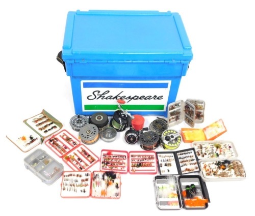 Fishing reels, flies and equipment, a Shakespeare fishing box, Garcia Mitchell 710 automatic fly reel and spare spool, British Modular 75 reel, Pen Delmare 285 boat fishing reel, a ABU 50G closed face fishing reel, a Daiwa 809 fly reel, old centre pen spi