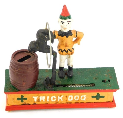 A novelty cast Trick Dog money bank, 20cm high.